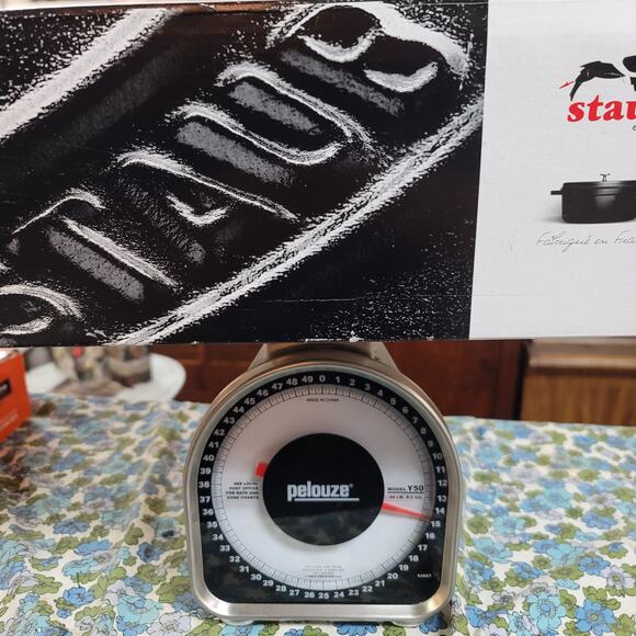 Staub Cocotte Ovale Coq Au Vin 5.75 QUART Black Pan Pot NEW - Picture 3 of 6